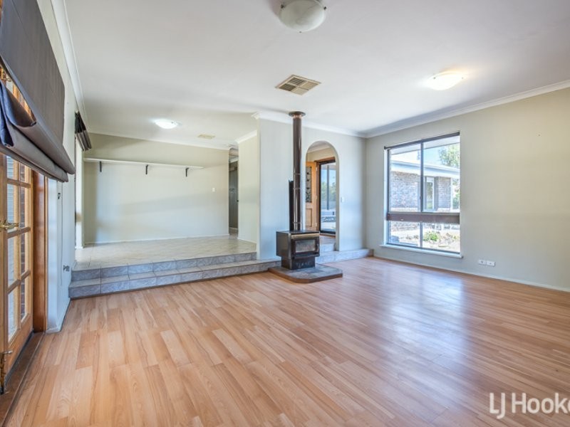 22 Brabham Street, Gosnells WA 6110