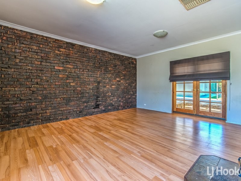 22 Brabham Street, Gosnells WA 6110