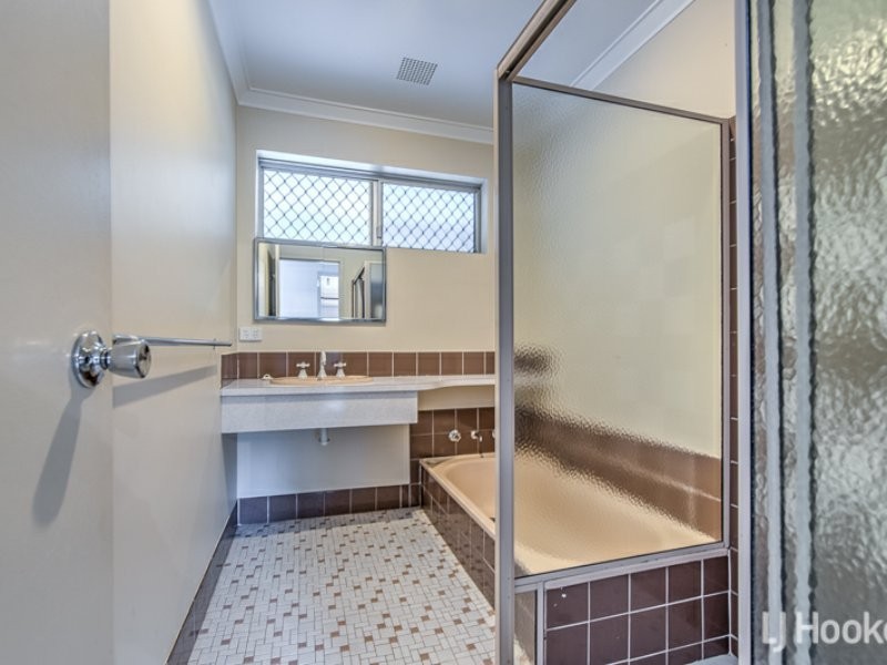 6 Orlestone Street, Gosnells WA 6110