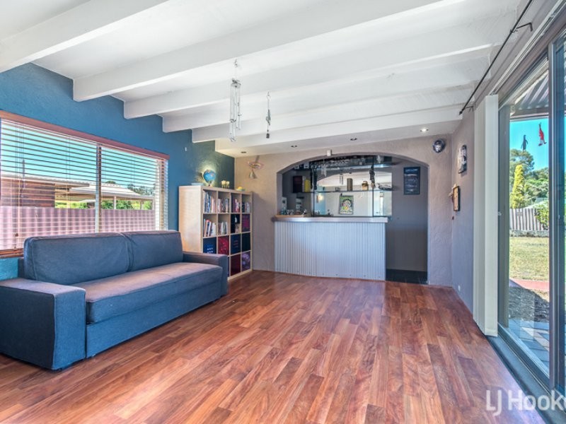 5 Matthew Way, Thornlie WA 6108