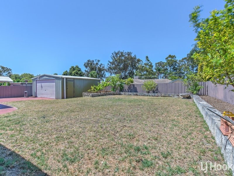 5 Matthew Way, Thornlie WA 6108