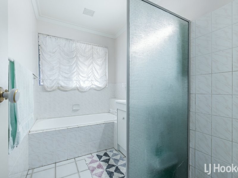 16 Wyville Court, Huntingdale WA 6110