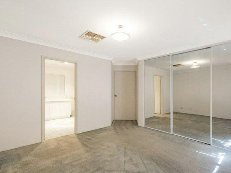 3/200 Burslem Drive, Maddington WA 6109
