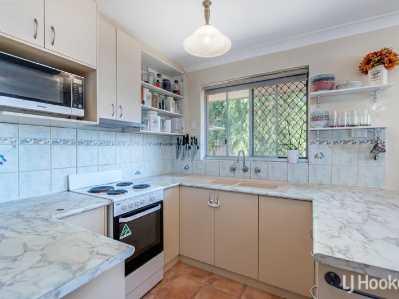 45 Huggins Road, Thornlie WA 6108