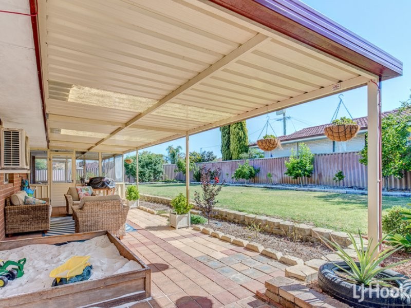 45 Huggins Road, Thornlie WA 6108