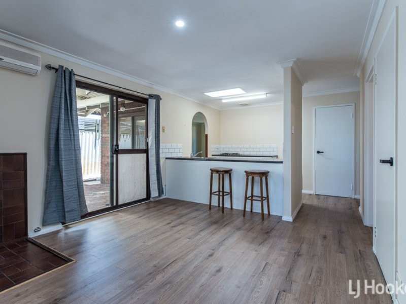 14 Rushbrook Way, Thornlie WA 6108
