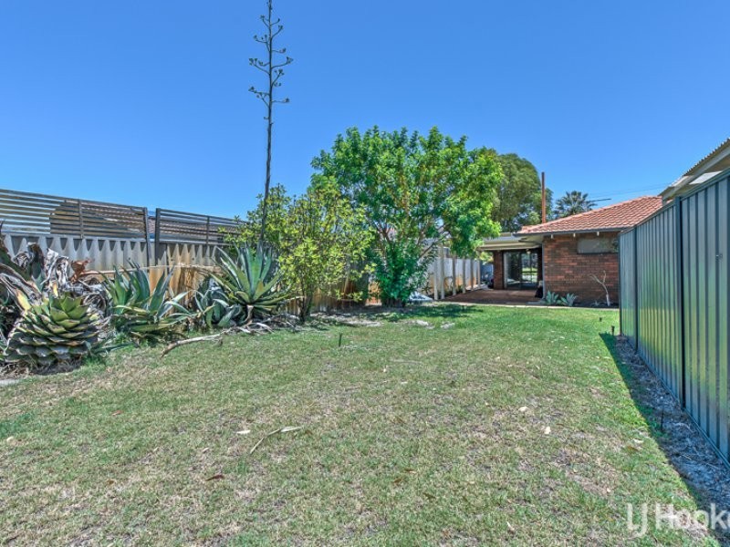14 Rushbrook Way, Thornlie WA 6108