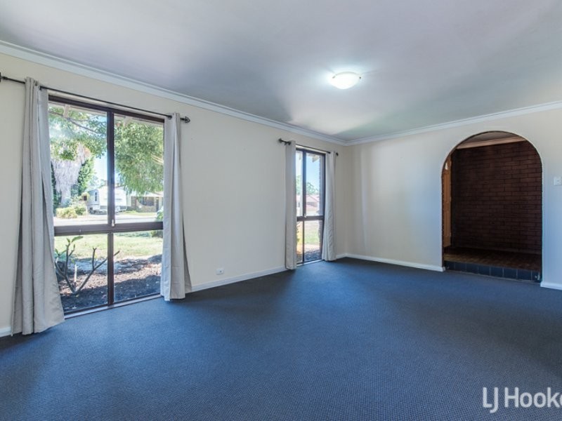 14 Rushbrook Way, Thornlie WA 6108