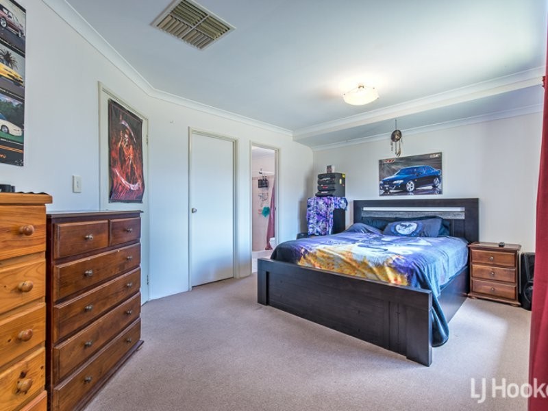 16 Gardenia Street, Thornlie WA 6108