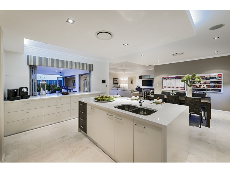 12 Torridge Approach, Piara Waters WA 6112