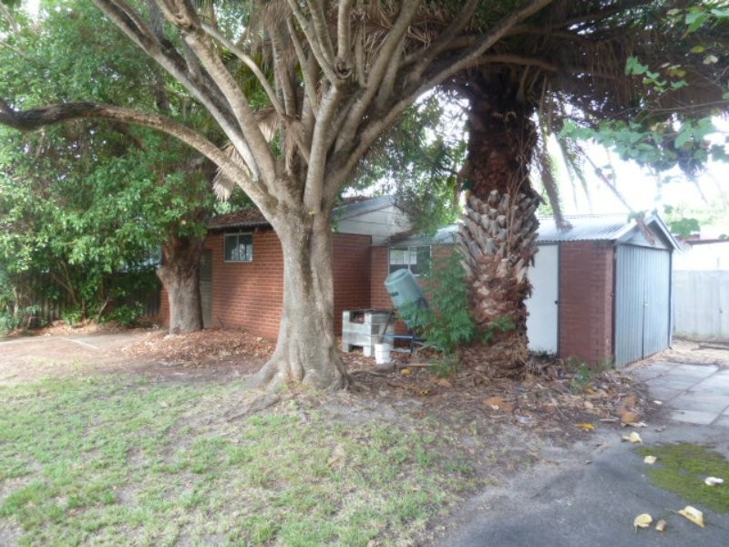 10 Wynyard Way, Thornlie WA 6108