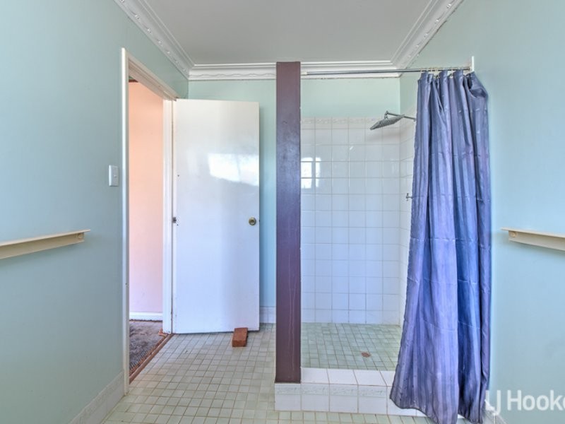 18 Turner Place, Kelmscott WA 6111