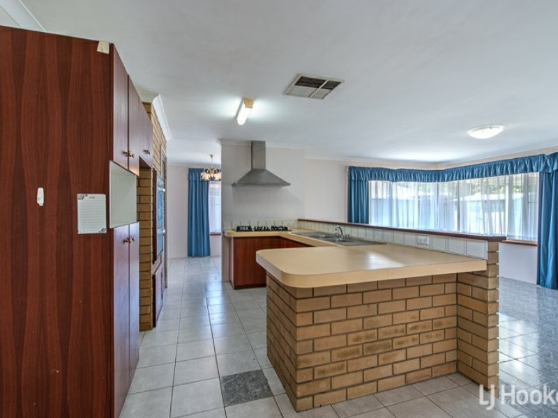 12 Camelot Court, Thornlie WA 6108