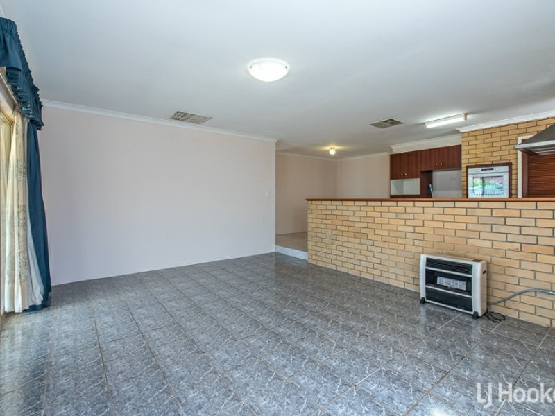 12 Camelot Court, Thornlie WA 6108