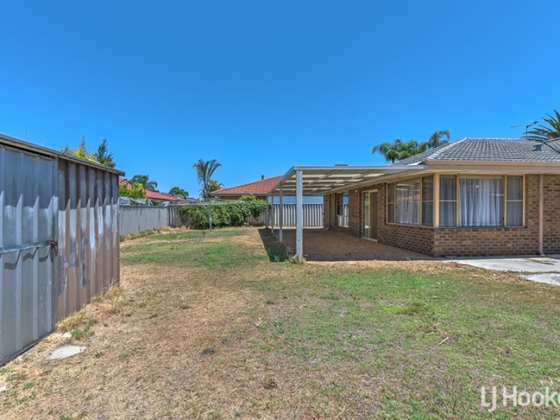 12 Camelot Court, Thornlie WA 6108