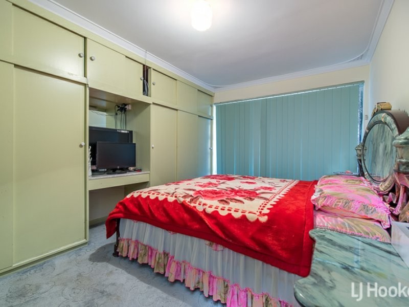 82 Carisbrooke Street, Maddington WA 6109