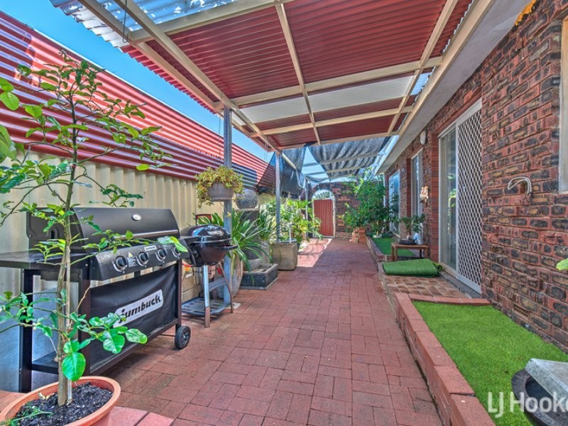 82 Carisbrooke Street, Maddington WA 6109