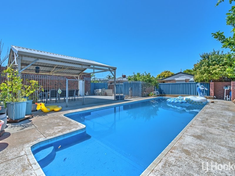 82 Carisbrooke Street, Maddington WA 6109