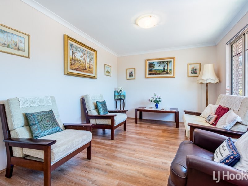 4/6 Heron Place, Maddington WA 6109