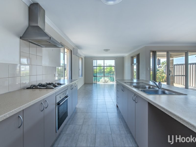 2/59 Riva Entrance, Piara Waters WA 6112