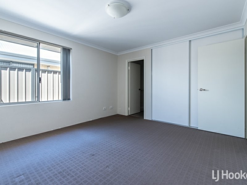 2/59 Riva Entrance, Piara Waters WA 6112