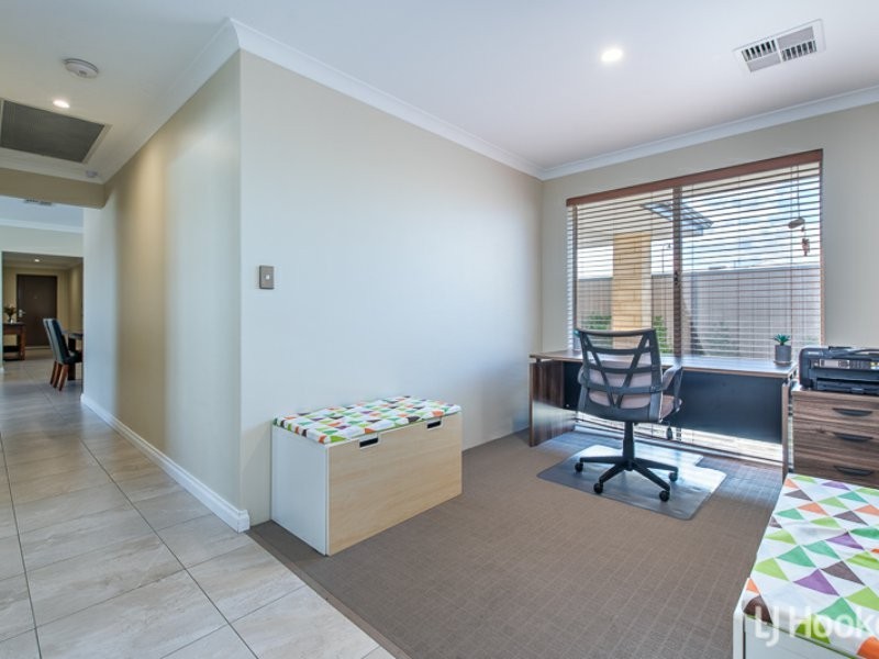 6 Marnbu Road, Southern River WA 6110