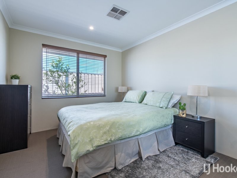 6 Marnbu Road, Southern River WA 6110