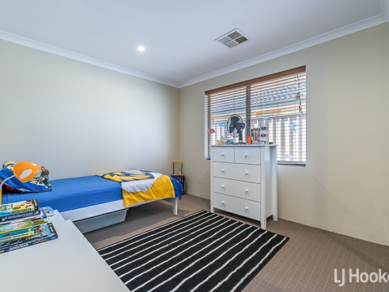 6 Marnbu Road, Southern River WA 6110