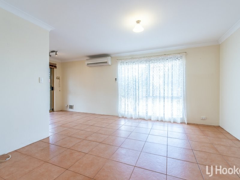 2/7 Wiluna Court, Gosnells WA 6110