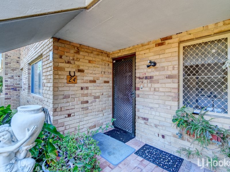 24/24 Southdown Place, Thornlie WA 6108