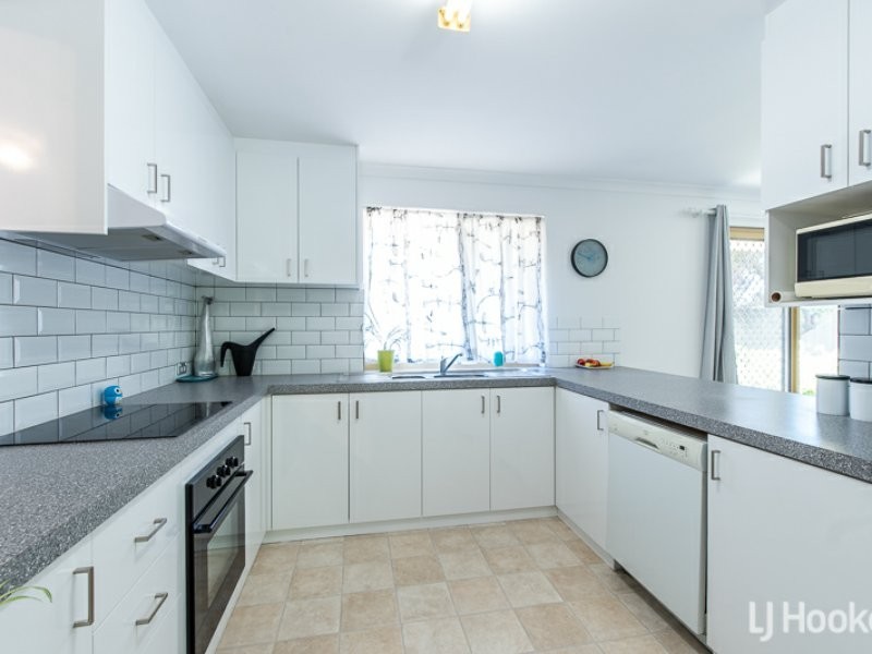 18 Harrier Close, Huntingdale WA 6110