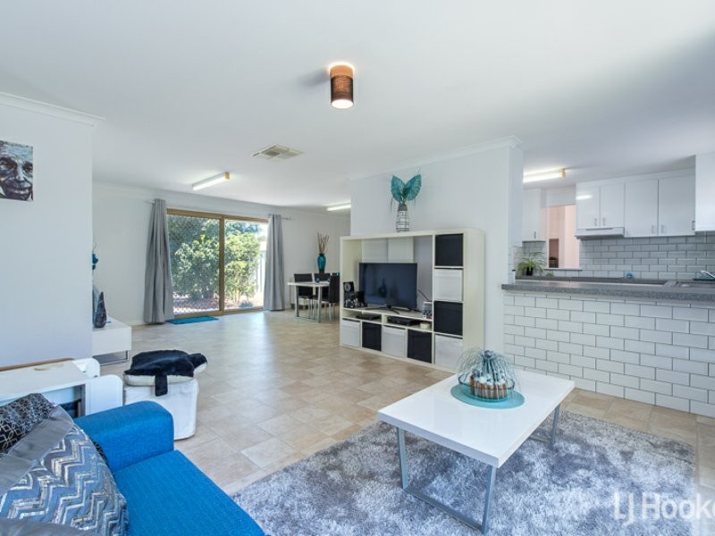 18 Harrier Close, Huntingdale WA 6110