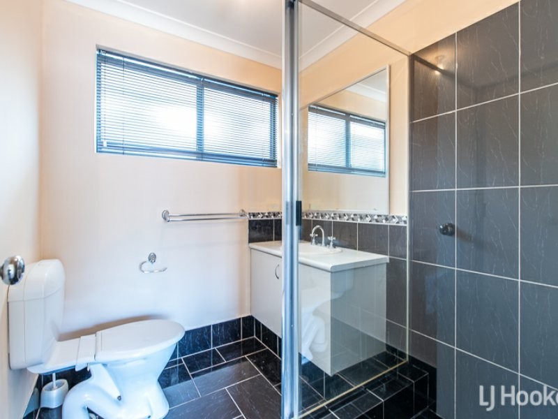 2/89 Walpole Street, St James WA 6102