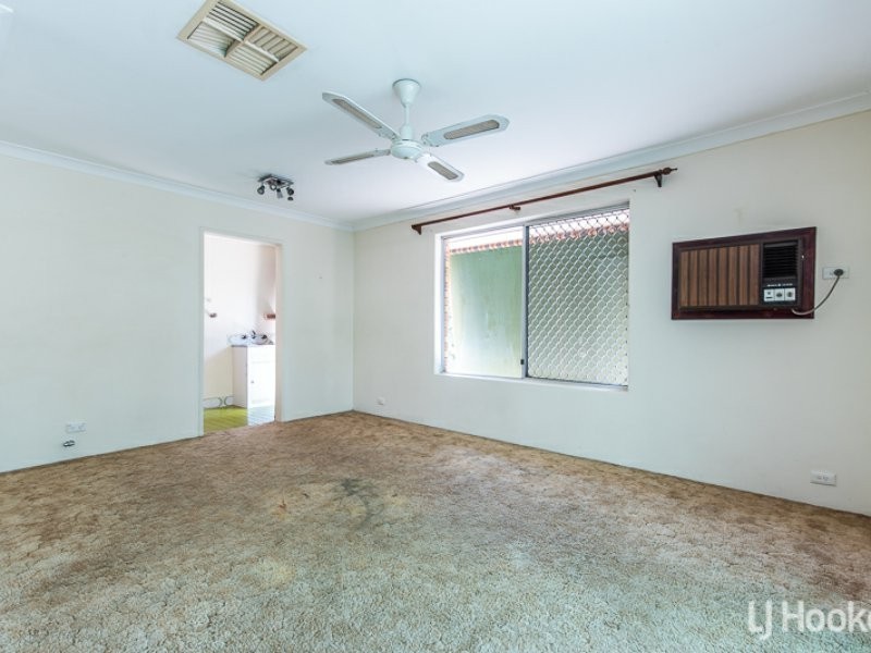 34 Moss Street, Huntingdale WA 6110