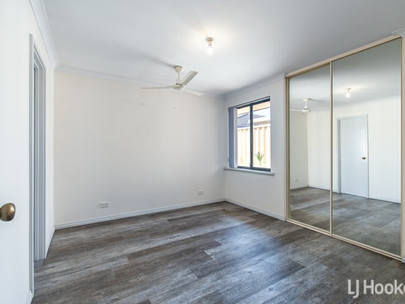 27/7 Lester Drive, Thornlie WA 6108