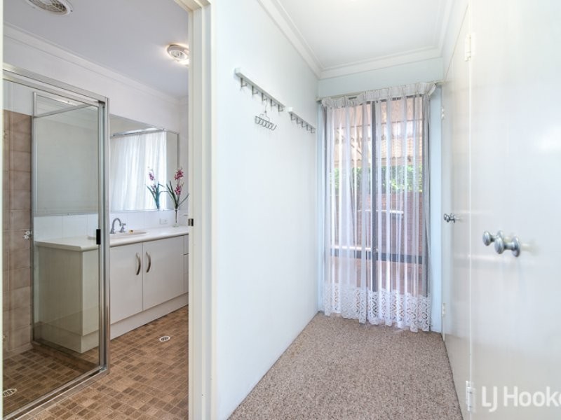 61 Ningaloo Way, Thornlie WA 6108