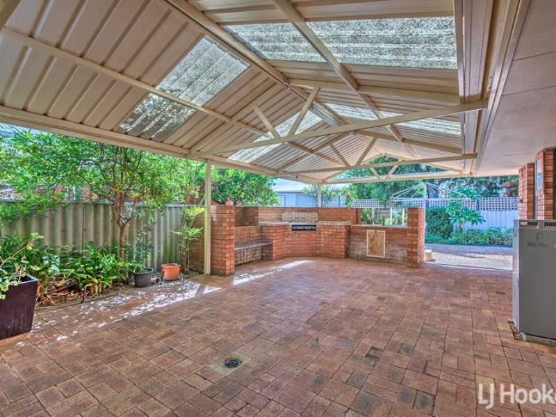 61 Ningaloo Way, Thornlie WA 6108