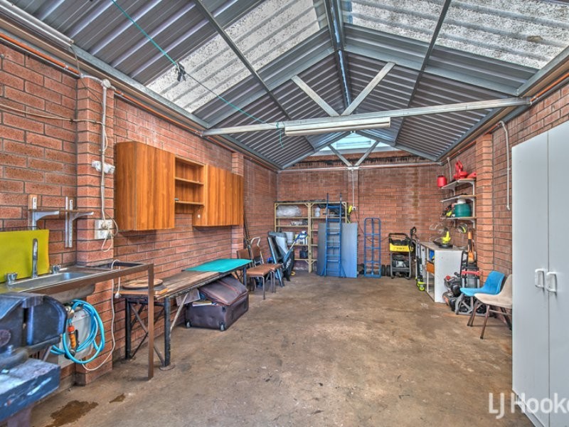 61 Ningaloo Way, Thornlie WA 6108