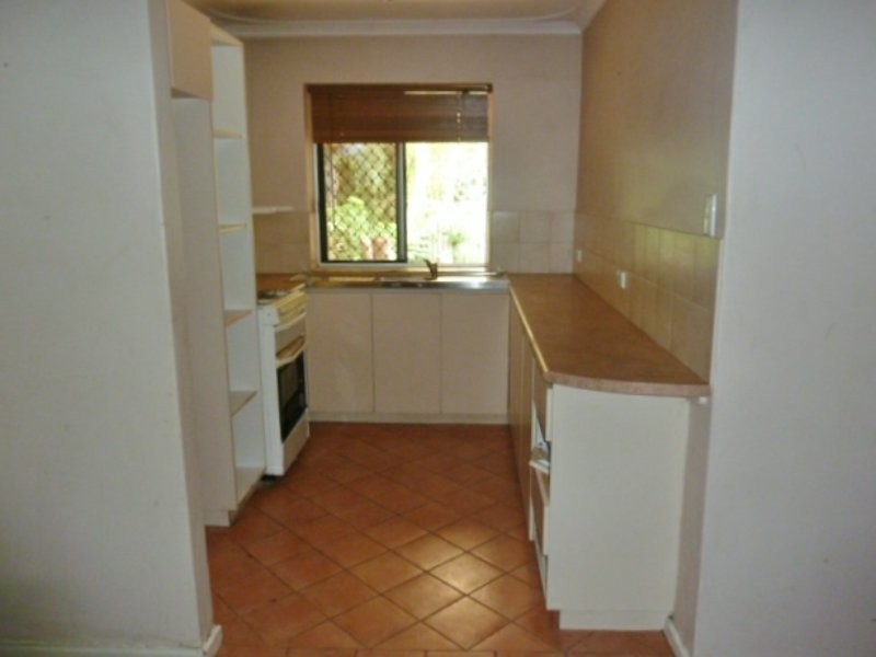 42 Helena Crescent, Thornlie WA 6108