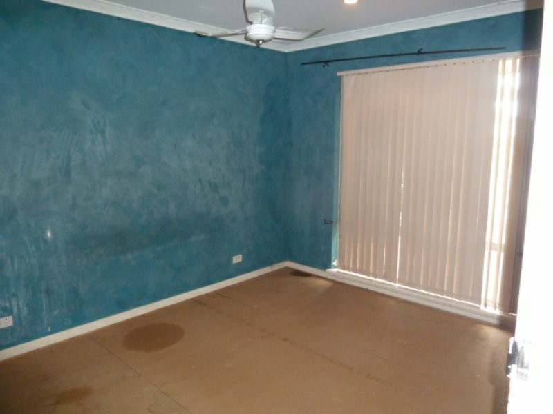 42 Helena Crescent, Thornlie WA 6108