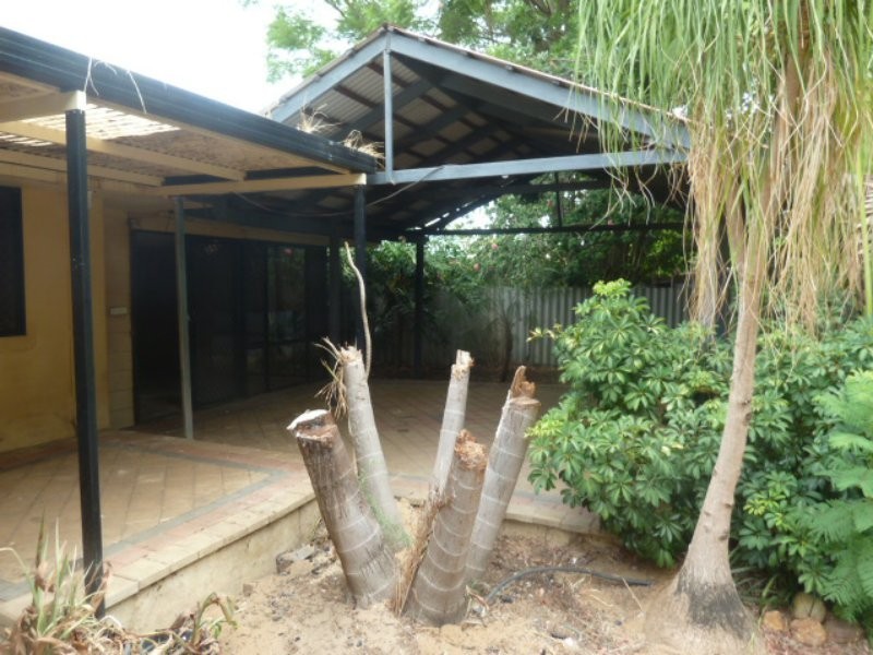 42 Helena Crescent, Thornlie WA 6108