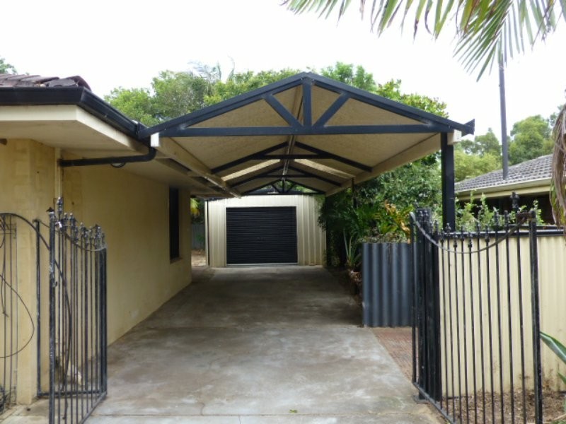 42 Helena Crescent, Thornlie WA 6108