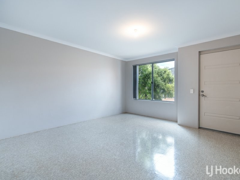 6/2 Briza Lane, Forrestfield WA 6058