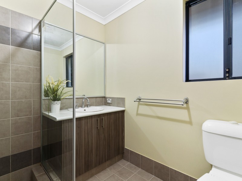 12 Hodgkinson Turn, Canning Vale WA 6155