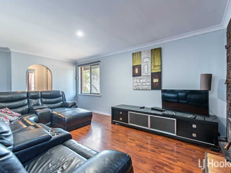 4 Dunnell Street, Maddington WA 6109