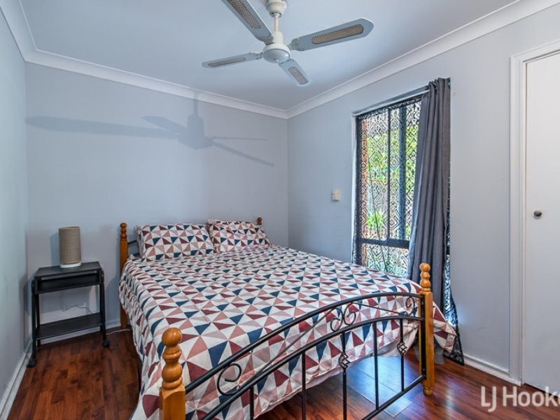 4 Dunnell Street, Maddington WA 6109