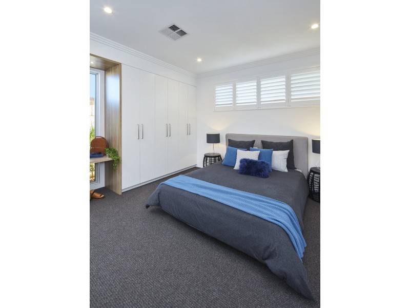6 Beethoven Street, Banksia Grove WA 6031