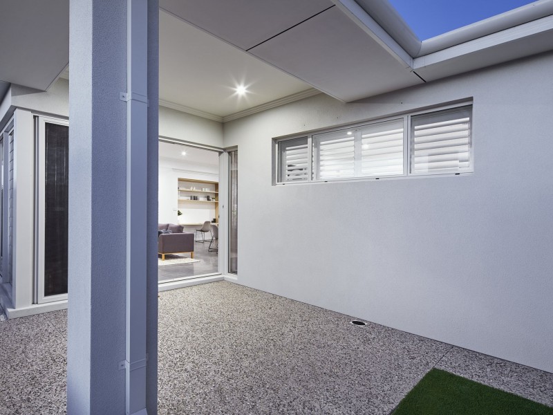 6 Beethoven Street, Banksia Grove WA 6031