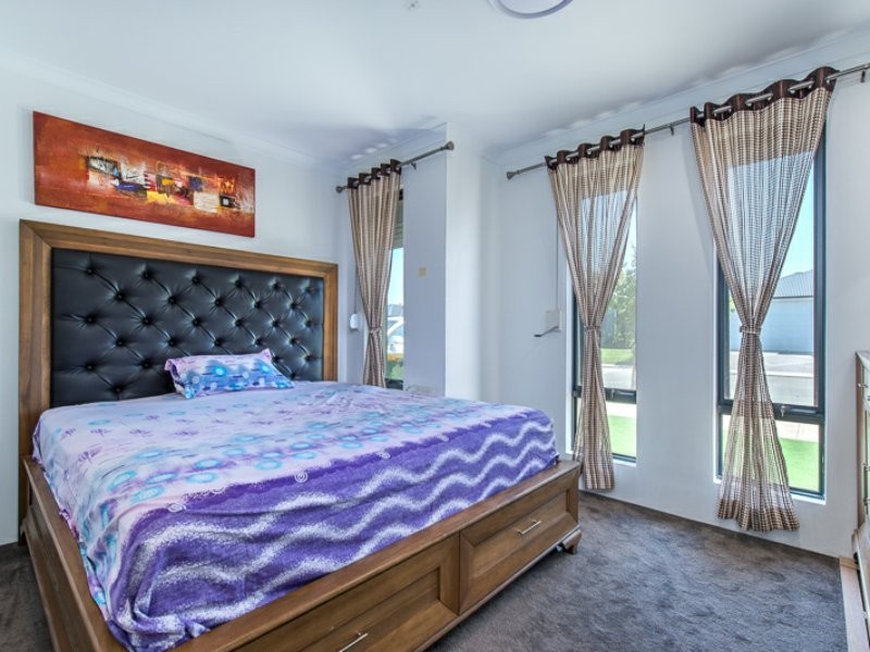 31 Carbeen View, Piara Waters WA 6112