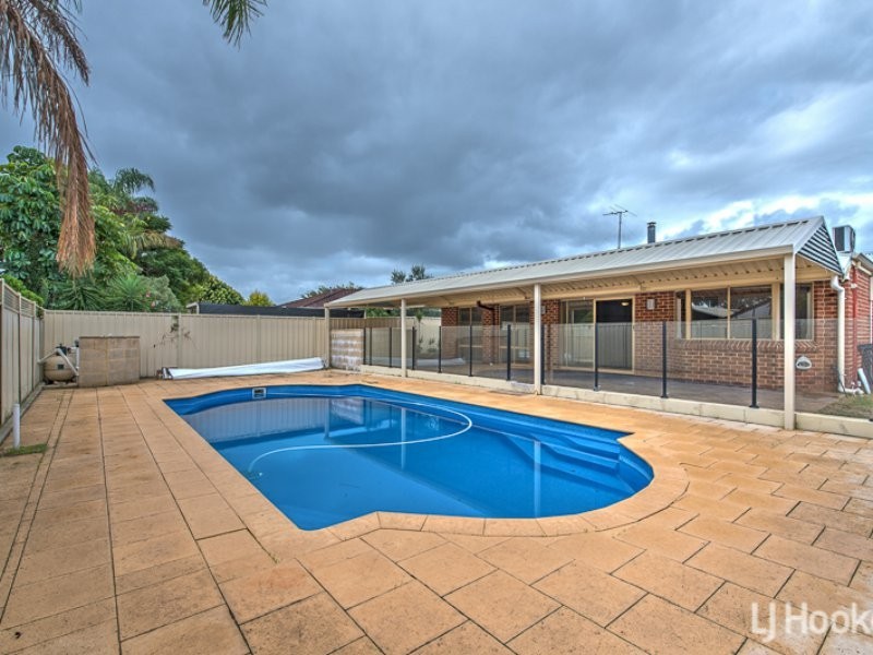 5 Rosella Place, Gosnells WA 6110